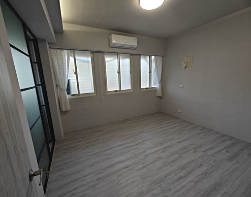 獨立門戶三房/兩房-新北美寓-一次可看兩間戶型! - Image 4