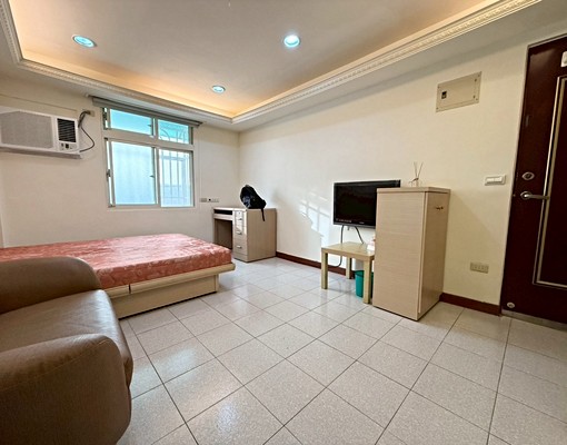 劍潭🚄採光通風☀️變頻冷氣🌟掀床收納機能好🌟 - Image 2