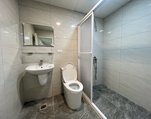 近健行科大|精美大套房|一卡皮箱入住|全新家電|有陽台對外窗 - Image 12