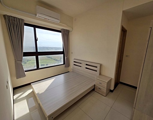 全新大樓剛交屋,傢俱、家電全新 - Image 10