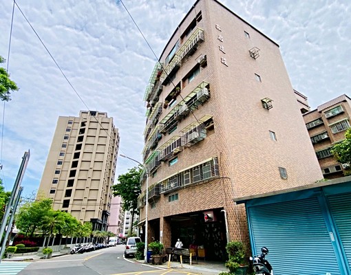 近二橋國小3房+平面車位~可租補~貓可 - Image 1