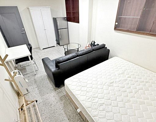 近西門町商圈【超值溫馨套房】可租補@寵物洽@獨立洗衣機 - Image 3