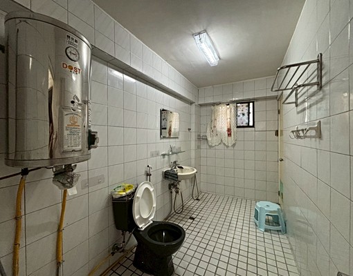 🎁星鴻社宅🎁東區健身公寓格局方正可租補 - Image 2