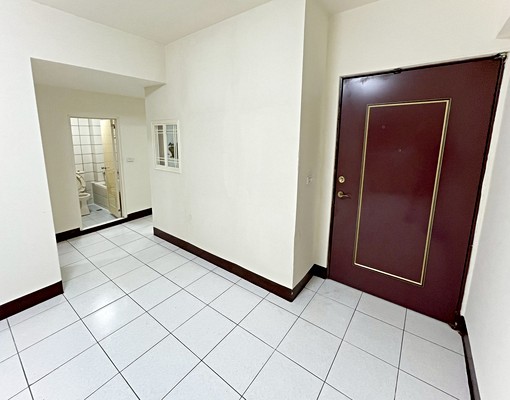 可補助*2+1房現況出租*長樂六街*附全新冷氣 - Image 2