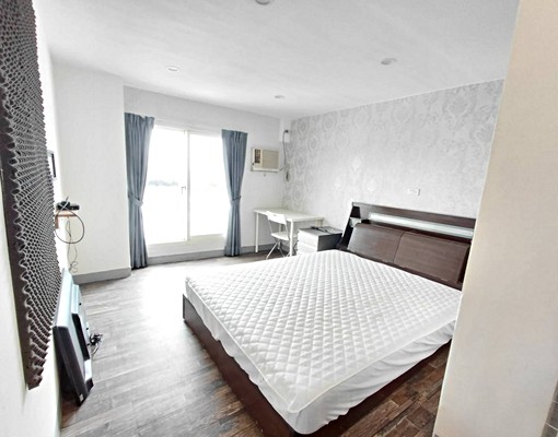 近台中公園,獨立套房,生活機能佳,採光佳,視野觀闊 - Image 1