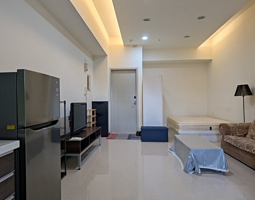 高鐵特區商務溫馨宅 - Image 2