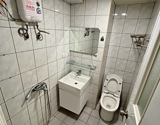 秒殺!近中興大學可寵可租補有汽車平車位可租 - Image 5