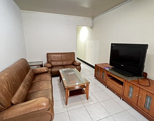 喬陽社宅2房可租補入籍-五華國小/五華公園/進安公園/綠地 - Image 1