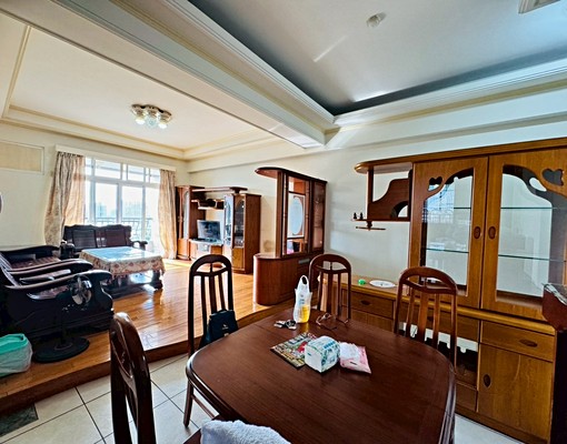 🌿中山醫、大慶夜市電梯四房、可租補、設籍、台水台電、附傢俱 - Image 1