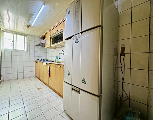 🌿中山醫、大慶夜市電梯四房、可租補、設籍、台水台電、附傢俱 - Image 9