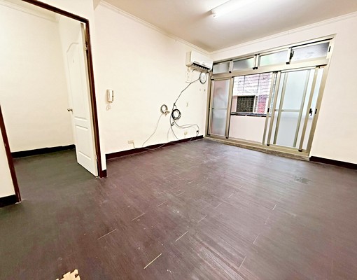 租補入籍🔥浮洲站✦府中站✦間間採光大3房✦獨立雙陽台洗衣機 - Image 2