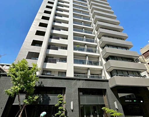 👍居仁學區鼎泰中城全新百萬精裝高質感大2房2衛平車👍 - Image 2