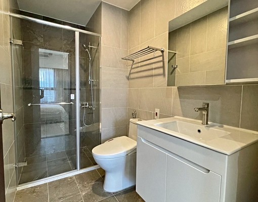 👍居仁學區鼎泰中城全新百萬精裝高質感大2房2衛平車👍 - Image 7