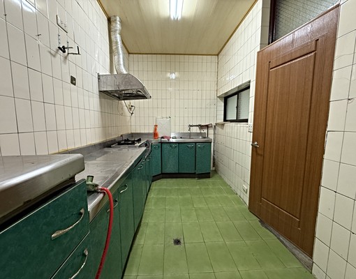 中興商圈整棟透天出租 - Image 8