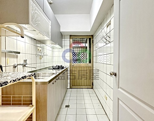 中科東海，全配三房，全新廚具，附車位，可租補 - Image 12