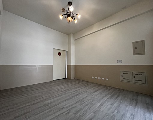 市區店面x12米路|2年新屋.大地坪透天 - Image 5