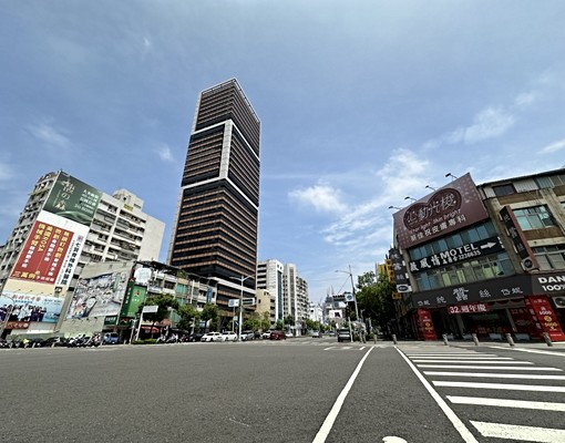 後驛捷運+百億車站地標|33樓邊間三房平車 - Image 6