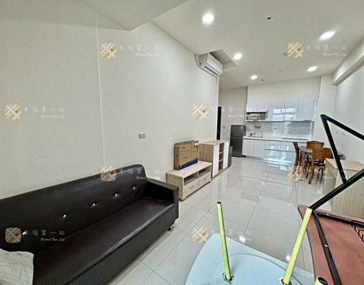 微笑世紀雲品特區⭐️兩房可貓咪⭐️含管+平車位⭐️近一中商圈 - Image 5