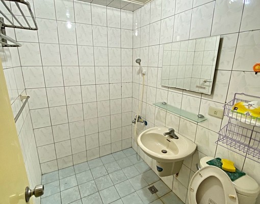 樹孝商圈3房可租補 - Image 6