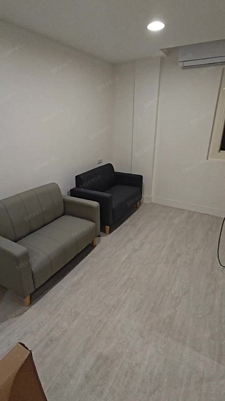 全新首租、新埔民生站、一房一廳、獨洗、可寵、租補401 - Image 1