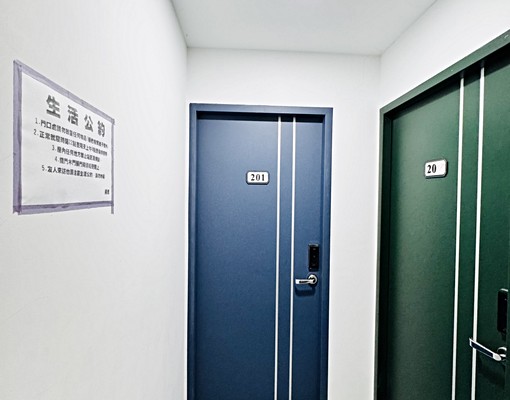 ⭐️三重區新海路🏢近致理科大機能方便👑兩房公寓大坪數⭐️ - Image 1