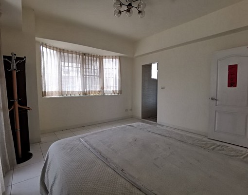 東區崇善商圈採光三房車位 - Image 10