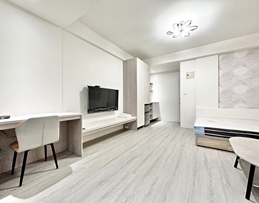 可租補🔥愛買逢甲水湳中國醫🔥陽台獨洗電梯機車位 - Thumbnail 5