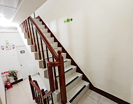 逢甲商圈🍎大陽台獨洗曬✅衛浴開窗✅大空間好利用 - Image 5