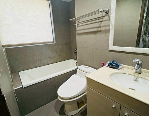 大里市中心🏠三房含車位寬敞大客廳🏠生活機能佳 - Image 7