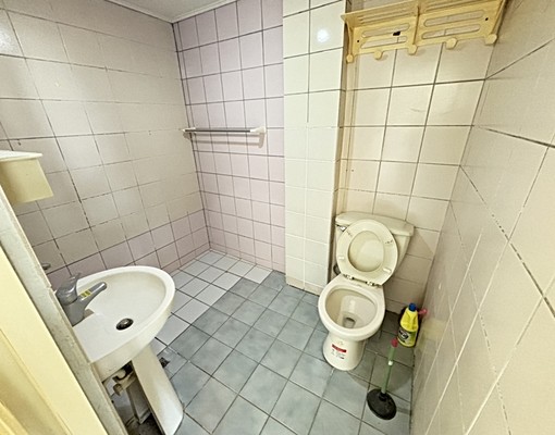 ✔免仲介費✔生活機能便利✔教育大✔審計新村✔向上市場 - Image 6