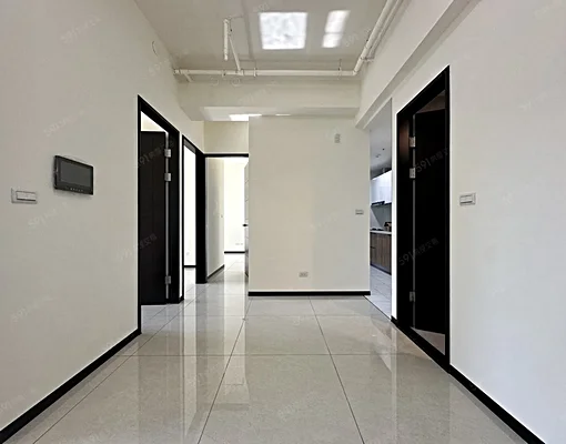 新店央北重劃區~宏國大央北高樓全新3房平車~台灣房屋郭孫綺 - Image 2