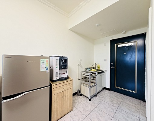 📍住商找窩窩📍三重站高樓層獨立採光套房含家電網路 - Image 7