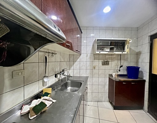 社宅)免費申辦租屋補助/邊間採光三房/近運動中心/海山捷運 - Image 11