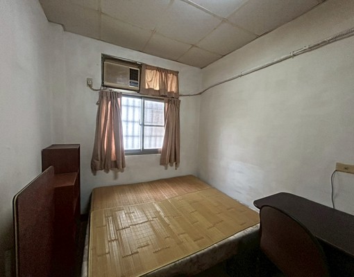 中華南路一段與大同路口附近套房家具家電全6500元 - Image 5