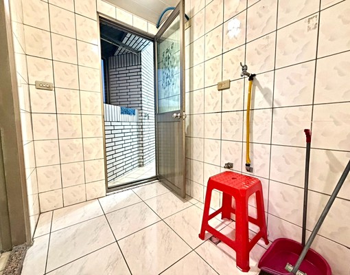 ✨近徐匯中學捷運站可租補/戶籍/可貓電梯兩房✨中信達達 - Image 6