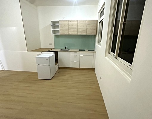 南勢角捷運附近全新裝潢一層一戶公寓二樓稀有出租 - Image 2