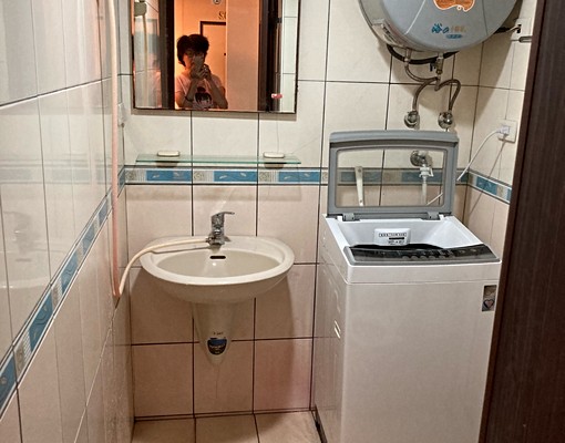 獨立洗衣機、雙人大套房！步行10分鐘到淡水捷運站！ - Image 5