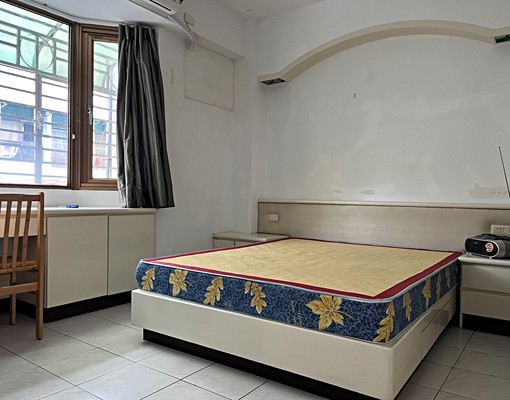 東門站●1卡皮箱入住臨沂靜巷2+1房華廈-楊彩蓮 - Image 6