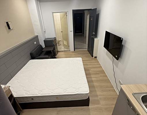 金山街新裝潢竹科園區清交大電梯獨洗獨曬套房流理台木質地板 - Image 3