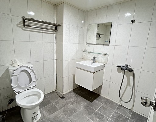 可雙租補美房火車站商圈🌟台水電 - Image 4