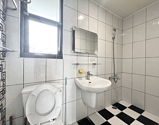 心中總有妳✨可租補採光✨流理台空間寬敞✨衛浴開窗✨陽台獨洗 - Image 10