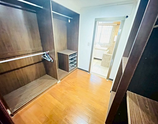 近市政府&漢口國中♡整棟5房透天♡可住可營業♡可公司工作室 - Image 6