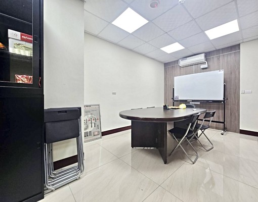 成熟社區/無管理費/精品絕美裝潢 - Image 11