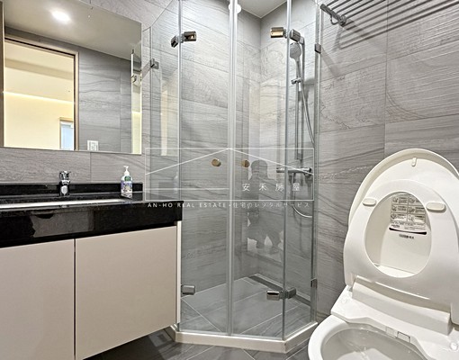 MRT新北產業園區.炎洲喜來登.宏匯廣場.租金含平車 - Image 11