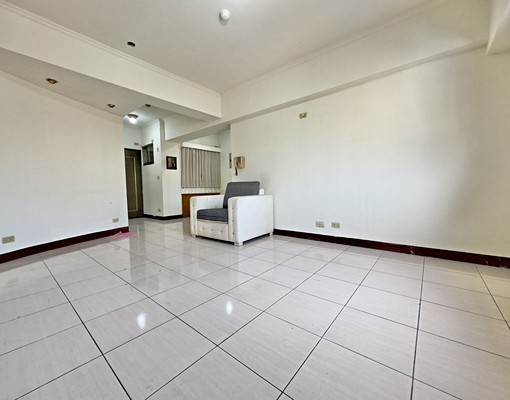 超值三房🔆可貓🐱可租補🐥近黎明黃昏市場🔆含車位 - Image 4