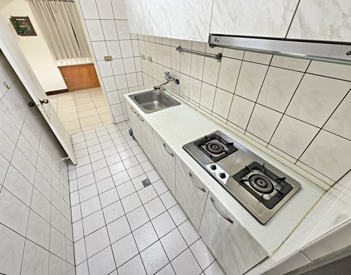 超值三房🔆可貓🐱可租補🐥近黎明黃昏市場🔆含車位 - Image 6