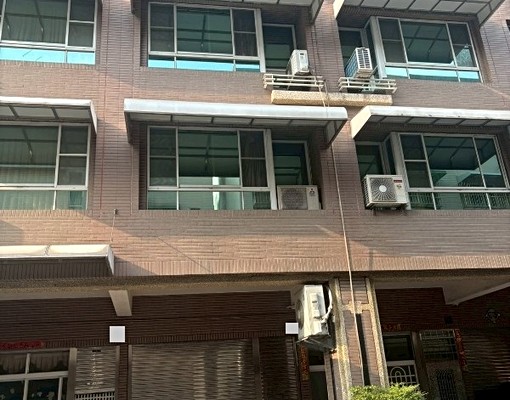 漢民國小透天店住出租 - Image 2