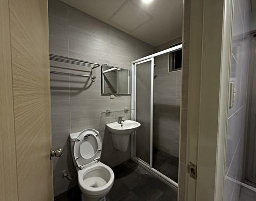 淡水捷運站正對面3房大空間可租補🍎近英專夜市屋況佳有整理 - Image 6