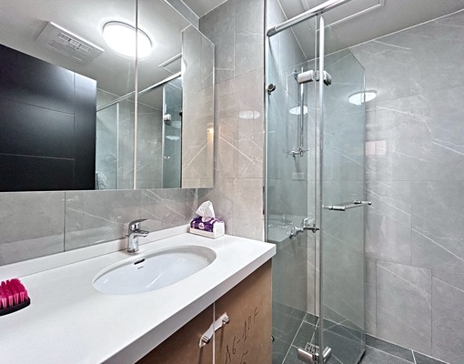 精華地段❗雙橡園三房含車含管💖可租補💖五泰晴晴💖 - Image 11