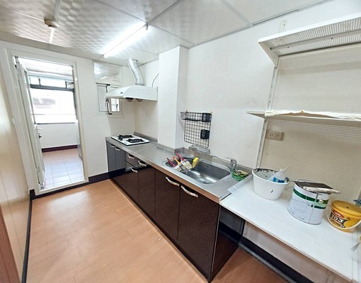 🔆中區柳川河岸🔆美3房🎉傢俱可談🎉17000元 - Image 4